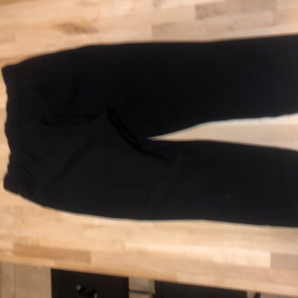 Lululemon On the Fly Pant, 7/8 length - Picture 3 of 5